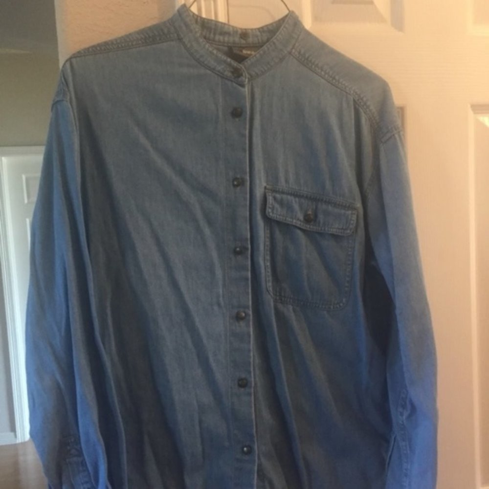 VTG Liz Wear Denim Lg Sleeve Button Down Henley top M